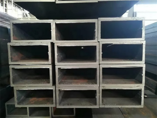 新昌Q235冷拔方管材质特点 适用工程场景分析